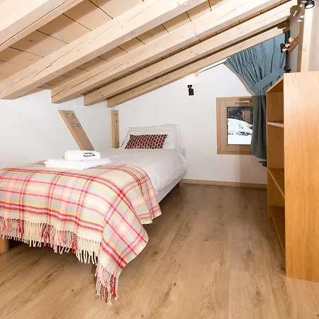 De L'ours - Year Chalet