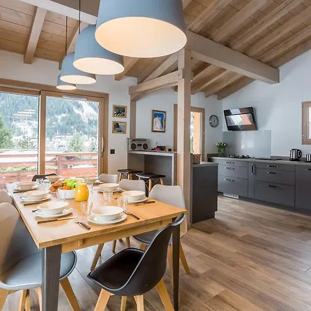 De L'ours - Year Chalet Chamonix