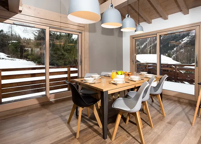 De L'ours - Year Chalet