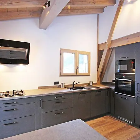 Chalet De L'ours - Year *