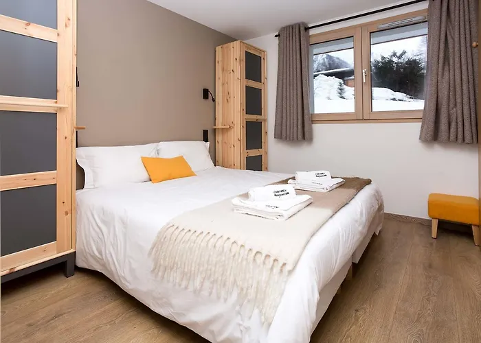 Alpehytte De L'ours - Year